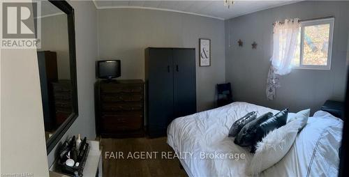 510 Cherie Hill Lane, Perth, ON - Indoor Photo Showing Bedroom