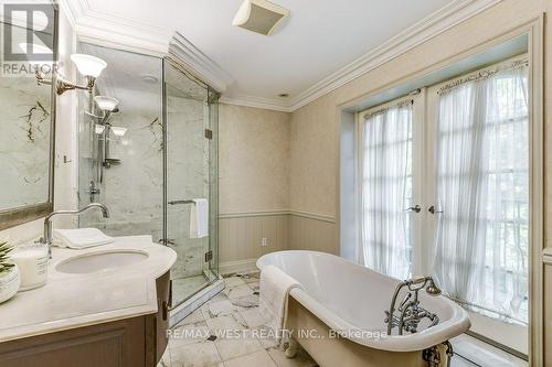 13 Riverlea Road, Toronto, ON - Indoor Photo Showing Bathroom