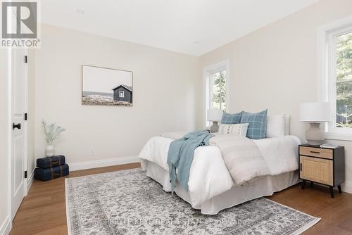 303 Clearwater Lake Road, Huntsville, ON - Indoor Photo Showing Bedroom