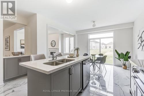 447 Black Cherry Crescent, Shelburne, ON - Indoor Photo Showing Kitchen With Double Sink