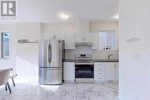 34 Woodbine Avenue, Welland, ON - Indoor Photo Showing Kitchen With Stainless Steel Kitchen With Double Sink