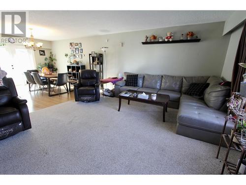 4717 Heather Road, Prince George, BC - Indoor Photo Showing Living Room