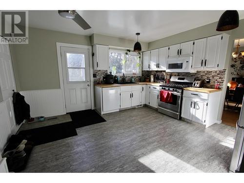 4717 Heather Road, Prince George, BC - Indoor Photo Showing Kitchen