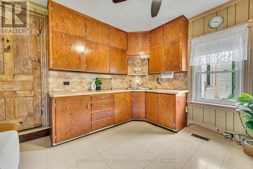 1045 St. Johns Road N, Norfolk, ON - Indoor Photo Showing Kitchen