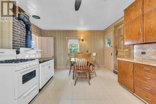 1045 St. Johns Road N, Norfolk, ON - Indoor Photo Showing Kitchen