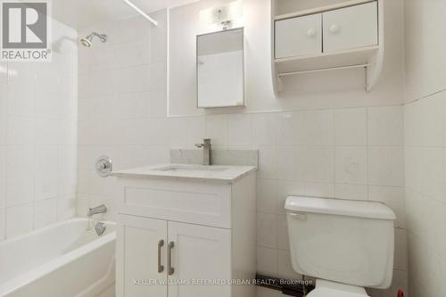 10 Nootka Crescent, Toronto, ON - Indoor Photo Showing Bathroom