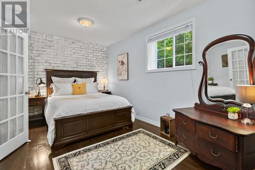 2 Honeys Beach Road, Scugog, ON - Indoor Photo Showing Bedroom