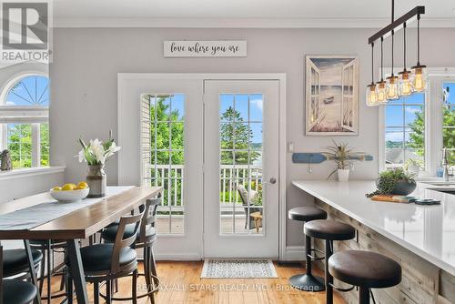 2 Honeys Beach Road, Scugog, ON - Indoor Photo Showing Dining Room