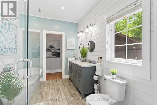 2 Honeys Beach Road, Scugog, ON - Indoor Photo Showing Bathroom