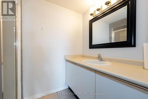 403 - 90 Dale Avenue, Toronto, ON - Indoor Photo Showing Bathroom