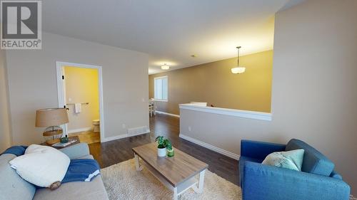 8623 83 Street, Fort St. John, BC - Indoor Photo Showing Living Room