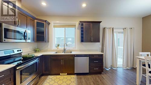 8623 83 Street, Fort St. John, BC - Indoor Photo Showing Kitchen With Double Sink