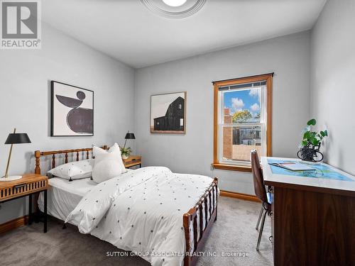 696 Crawford Street, Toronto, ON - Indoor Photo Showing Bedroom