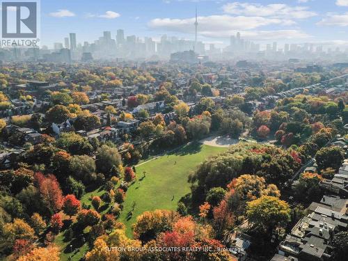 696 Crawford Street, Toronto, ON - Outdoor With View