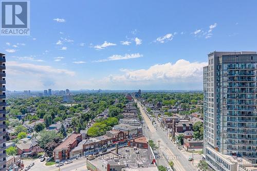 1510 - 501 St Clair Avenue W, Toronto, ON - Outdoor With View