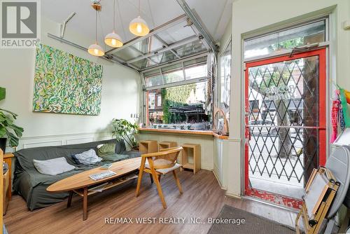 135 Ossington Avenue, Toronto, ON 