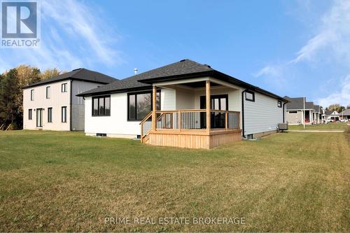 147 Mcleod Street, North Middlesex (Parkhill), ON - Outdoor With Deck Patio Veranda