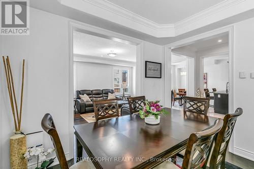 85 Wyndham Circle, Georgina, ON - Indoor Photo Showing Dining Room