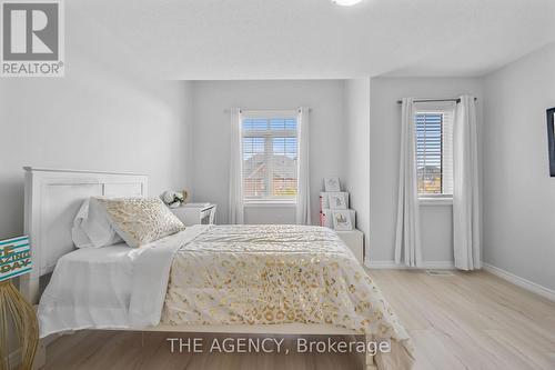 276 Fasken Court, Milton, ON - Indoor Photo Showing Bedroom