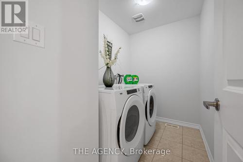 276 Fasken Court, Milton, ON - Indoor Photo Showing Laundry Room