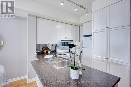 2309 - 1 Elm Drive, Mississauga, ON - Indoor Photo Showing Kitchen With Double Sink