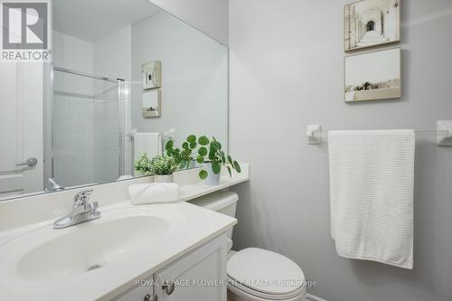 2309 - 1 Elm Drive, Mississauga, ON - Indoor Photo Showing Bathroom