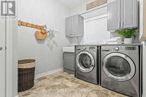 81 Laverty Crescent, Orangeville, ON - Indoor Photo Showing Laundry Room