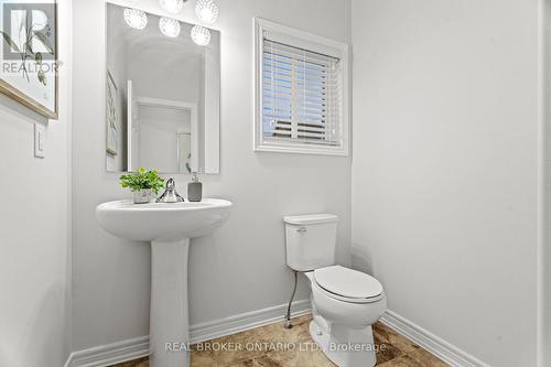 81 Laverty Crescent, Orangeville, ON - Indoor Photo Showing Bathroom