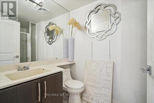 308 - 60 Absolute Avenue, Mississauga, ON - Indoor Photo Showing Bathroom