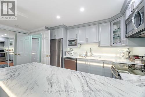 8 Kirkham Drive, Ajax, ON - Indoor Photo Showing Kitchen