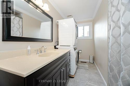 8 Kirkham Drive, Ajax, ON - Indoor Photo Showing Bathroom