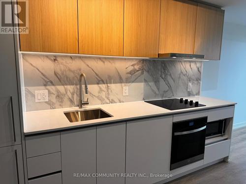 1136 - 1100 Sheppard Avenue W, Toronto, ON - Indoor Photo Showing Kitchen