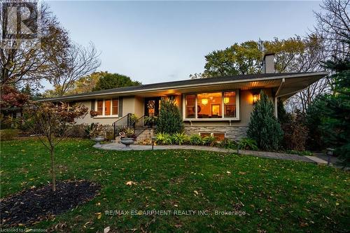 4306 Lakeshore Road, Burlington, ON - Outdoor