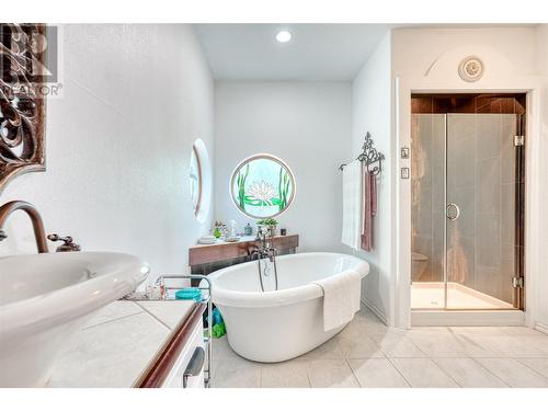 56 Nerie Road, Vernon, BC - Indoor Photo Showing Bathroom