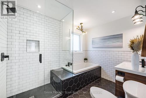 54 Mitchell Avenue, Whitby, ON - Indoor Photo Showing Bathroom