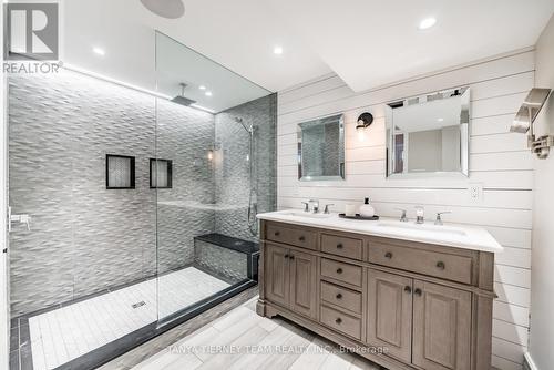 54 Mitchell Avenue, Whitby, ON - Indoor Photo Showing Bathroom