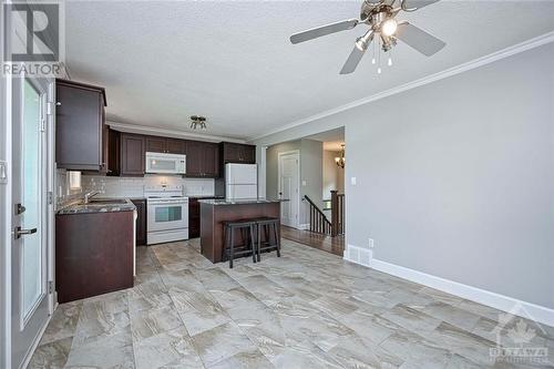 618 Latimer Road, South Mountain, ON - Indoor Photo Showing Kitchen