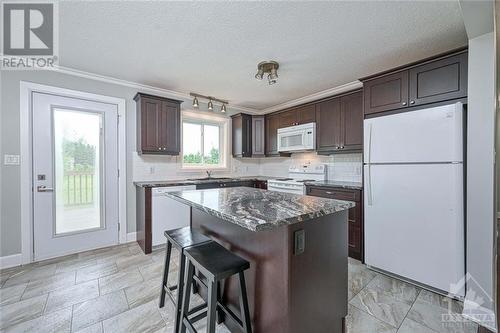 618 Latimer Road, South Mountain, ON - Indoor Photo Showing Kitchen