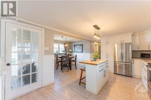 307 Front Road Unit#3, Hawkesbury, ON - Indoor Photo Showing Kitchen