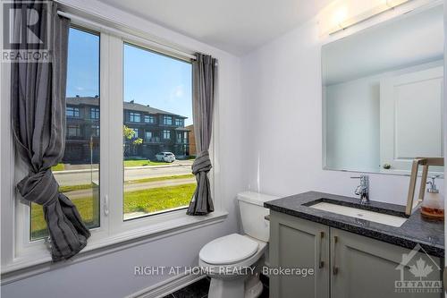 60 Verglas Lane, Ottawa, ON - Indoor Photo Showing Bathroom