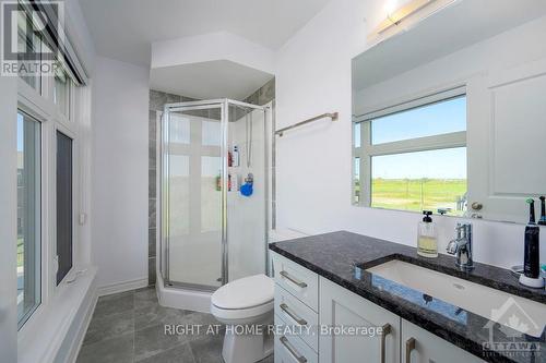 60 Verglas Lane, Ottawa, ON - Indoor Photo Showing Bathroom