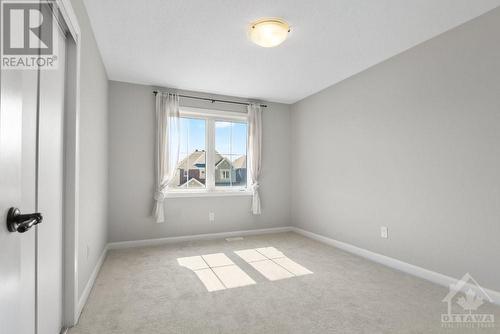 802 Cappamore Drive, Ottawa, ON - Indoor Photo Showing Other Room