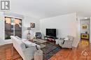 601 - 141 Somerset Street, Ottawa, ON  - Indoor Photo Showing Living Room 