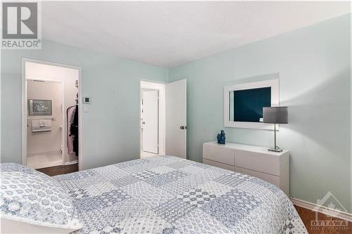 601 - 141 Somerset Street, Ottawa, ON - Indoor Photo Showing Bedroom