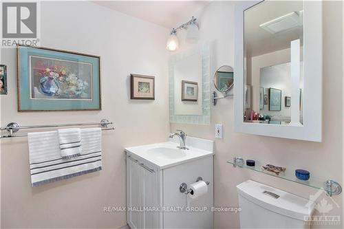 601 - 141 Somerset Street, Ottawa, ON - Indoor Photo Showing Bathroom