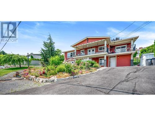 5286 Huston Road, Peachland, BC - Outdoor