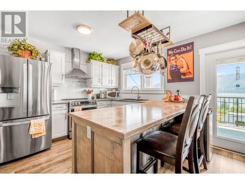 5286 Huston Road, Peachland, BC - Indoor Photo Showing Kitchen