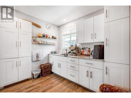 5286 Huston Road, Peachland, BC - Indoor Photo Showing Kitchen