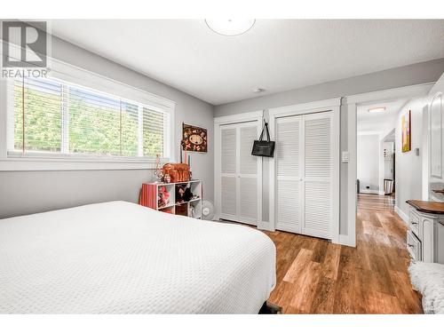 5286 Huston Road, Peachland, BC - Indoor Photo Showing Bedroom