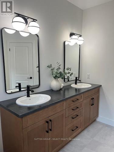 ENSUITE BATHROOM - 148 Foxborough Place, Thames Centre (Thorndale), ON - Indoor Photo Showing Bathroom